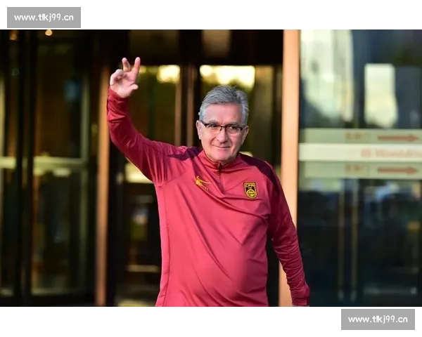 教练组决策失误导致成绩下滑 球员们对管理不满情绪加剧